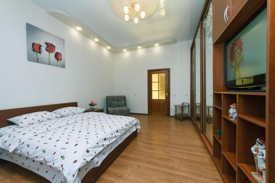 Flat Apartment Kyiv Exterior photo