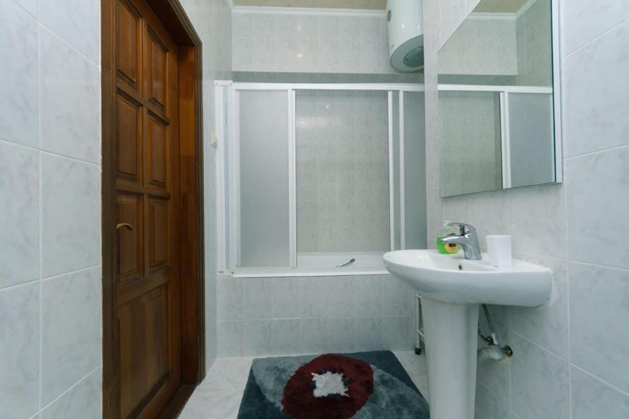 Flat Apartment Kyiv Exterior photo